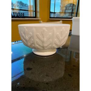 Vintage F.T.D. 1975 White Milk Glass Oak Leaf Pedestal Compte Bowl